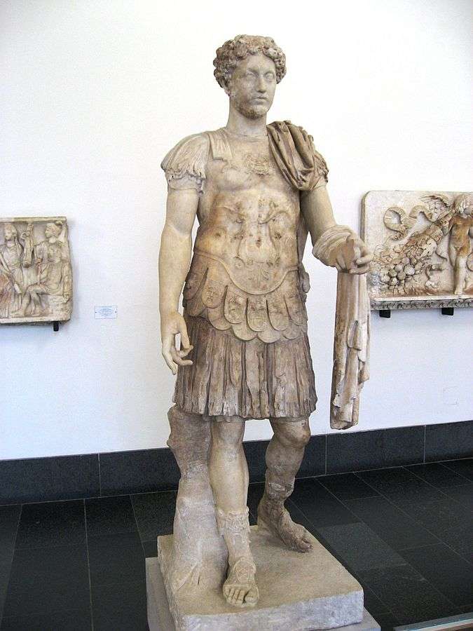 marcus aurelius statue